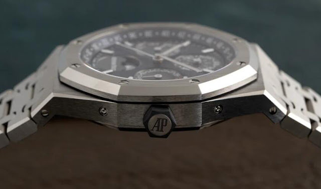 Replica Audemars Piguet Royal Oak Perpetual Calendar U.S. Exclusive Titanium Watch Guide 2