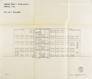 Rez a pohľad na okresný úrad v Michalovciach (ze sbírky Národního památkového ústavu v Brně)