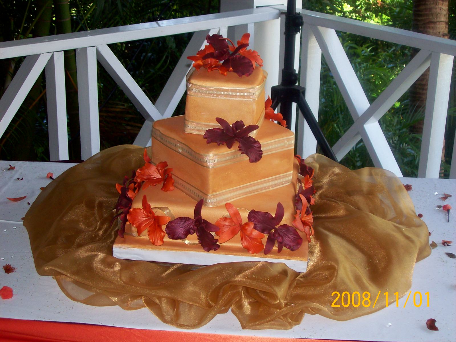Garden Themed Wedding Cakes