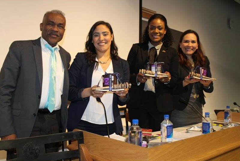 Consulado en Boston enseña calidad y tradición de cacao y chocolate de RD a estudiantes de Harvard