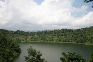 Lokasi Dan Harga Tiket Danau Ranu Segaran Surga Tersembunyi Di Probolinggo Jawa Timur