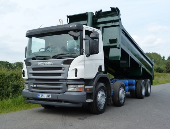 gambar mobil dump truck Scania P340 8 X 4