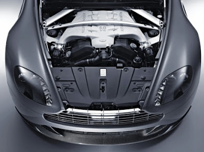 Aston Martin V12 Vantage 