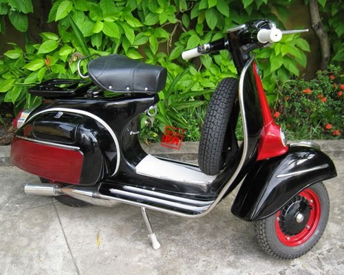 Foto modifikasi vespa matic antik airbrush aneh super 