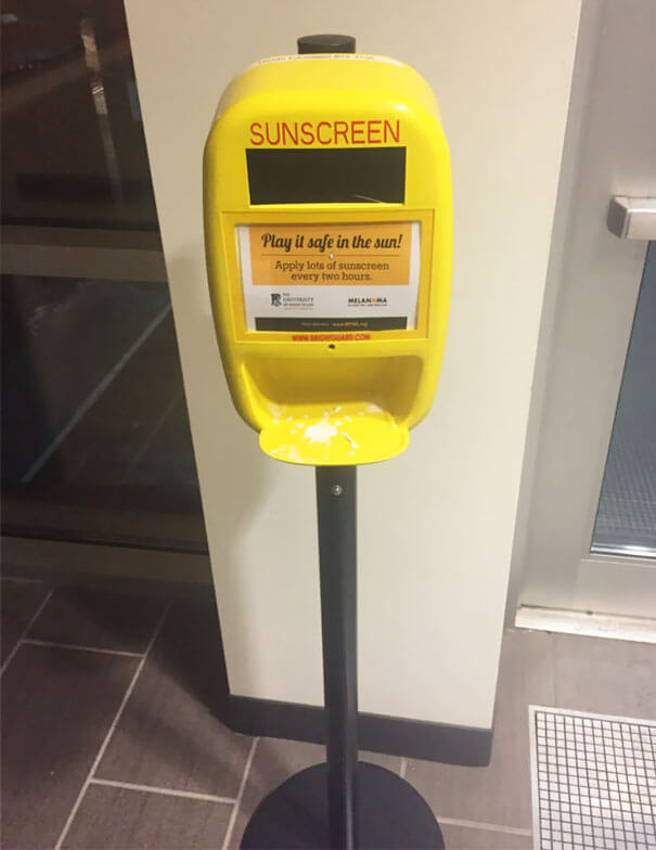 30 Extremely Intelligent School & University Ideas That Will Make You Jealous - My School Gym Has A Complimentary Sunscreen Dispenser