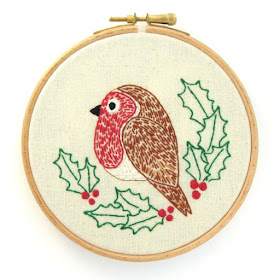 https://www.etsy.com/uk/listing/633107342/robin-pdf-pattern-felt-bird-sewing