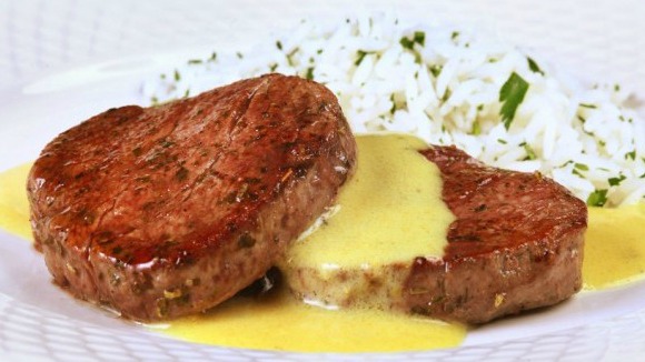 BIFE COM MOLHO DE MOSTARDA