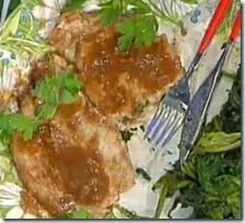 Scaloppina al marsala con verdura di campo