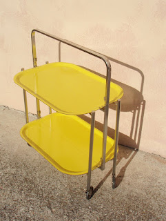 carrello pieghevole giallo