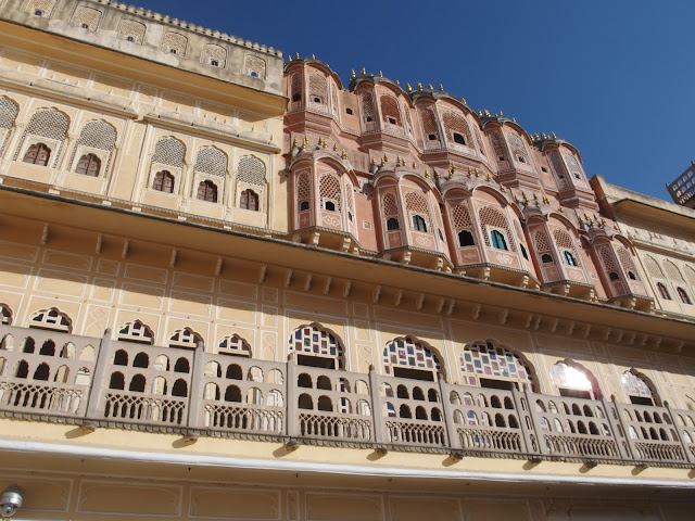 Inde, Rajasthan, Jaipur, Le Hawal Mahal, de grands chemins