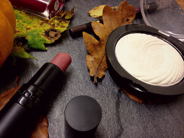 Autumn favourite lipstick & highlighter | AcupofT