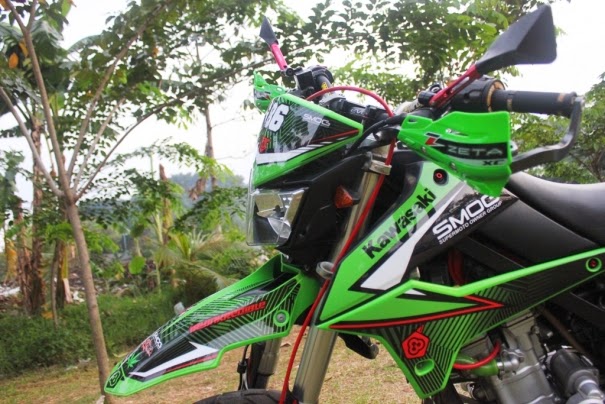 Modifikasi Kawasaki KLX 250 Model Supermoto Minimalis