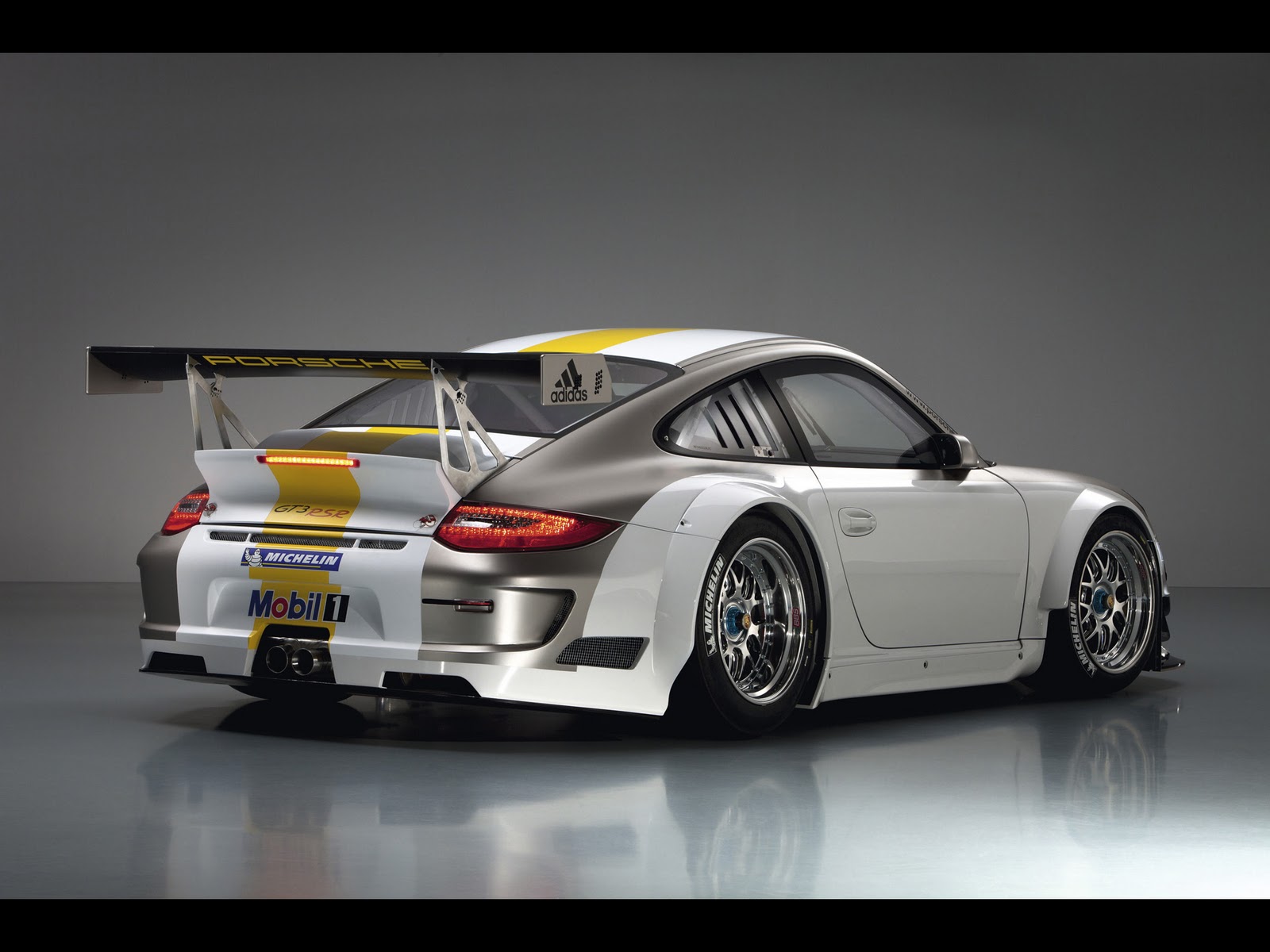 Cars Hd Wallpapers: 2011 Porsche 911 GT3 RSR