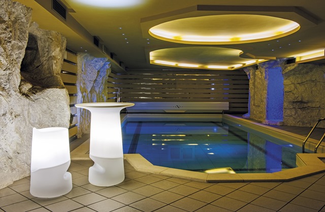 Broncio_Piscina_01
