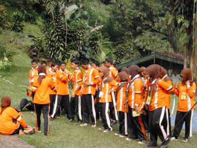 Pelantikan Bersama di Villa Widuri tahun 2010 - Pramuka MAN 6 Jakarta