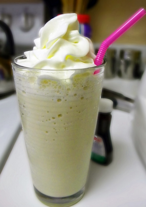 Resep Milk Shake Vanilla Float