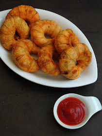 Vegetable Ring shaped Samosas