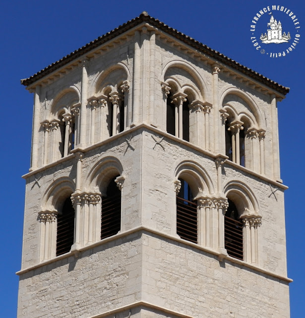 BELLEVILLE (69) - Eglise Notre-Dame (XIIe-XIVe siècles) (Extérieur)