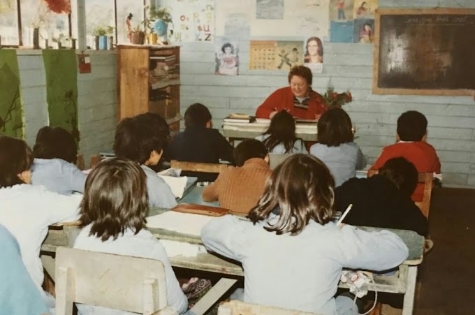 Una clase en la Escuela Maitenal / Archivo de la Memoria Visual de San Fabián de Alico