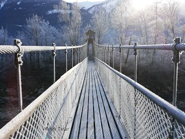 Jahresrueckblick-Bruecke-Berge