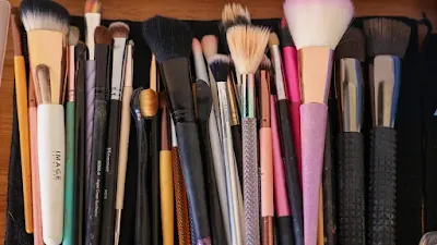 How to Make Makeup Brushes Dry Faster