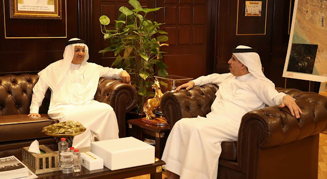 HE Saeed Mohammed Al Tayer, Chairman of Smart Dubai Office (SDO), receives Chairman and Director-General of Dubai Health Authority (DHA)