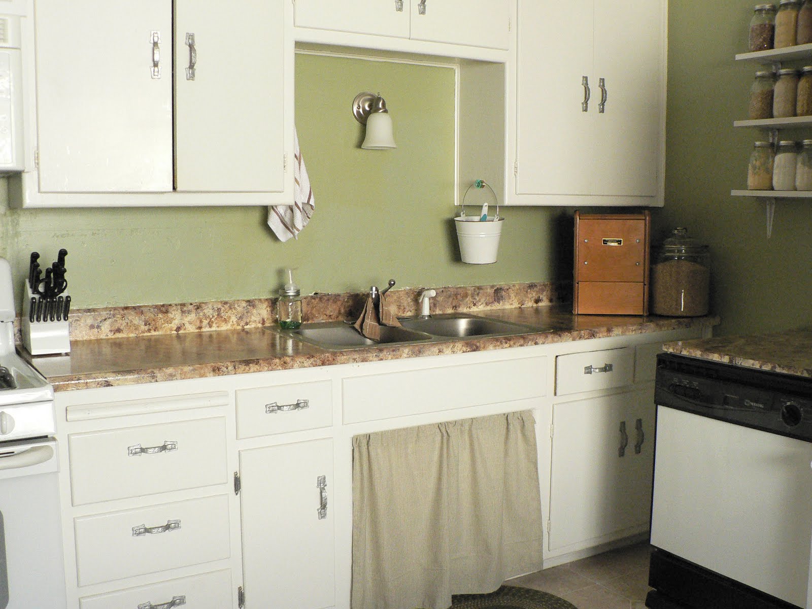 Updating Kitchen Cabinets On A Budget