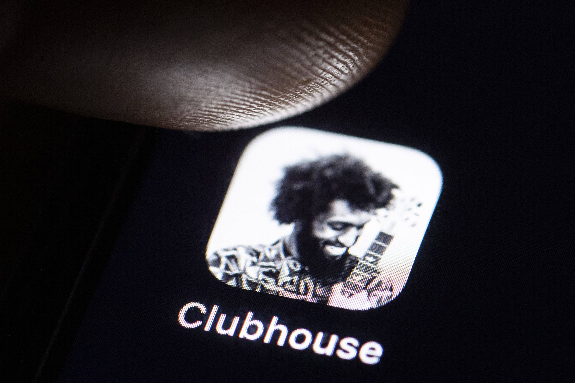 شهرين ونجد تطبيق كلوب هاوس Clubhouse على أندرويد