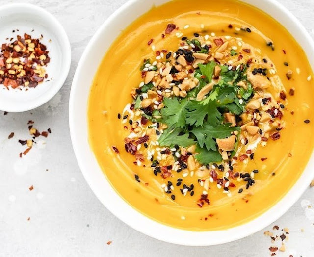 Thai Peanut Butternut Squash Soup #vegetarian #soup