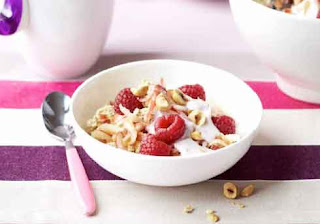 Creamy Raspberry Bircher Muesli