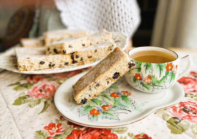 Old Fashioned Tea Cake Slices