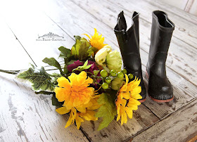 Rubber Rain Mud Boot Door Wreath Bliss-Ranch.com