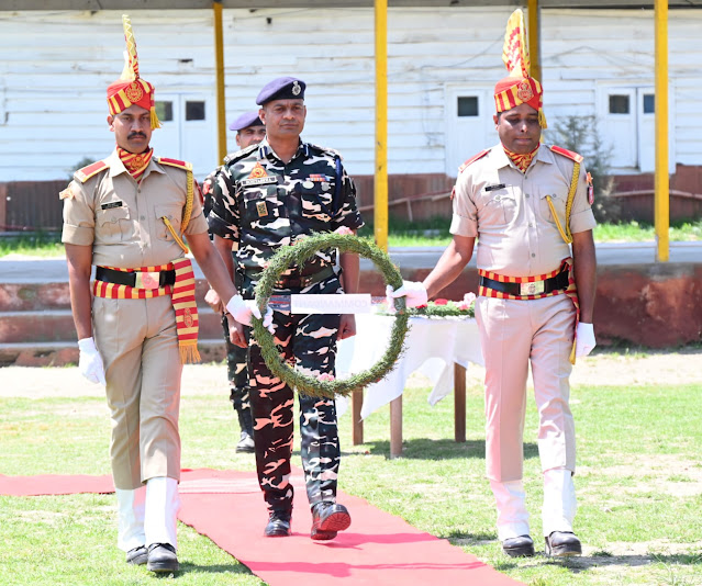 10 बटालियन एसएसबी बटमालू श्रीनगर ने शहीद रोहिणी चंद्र रॉय को श्रद्धांजलि अर्पित की।