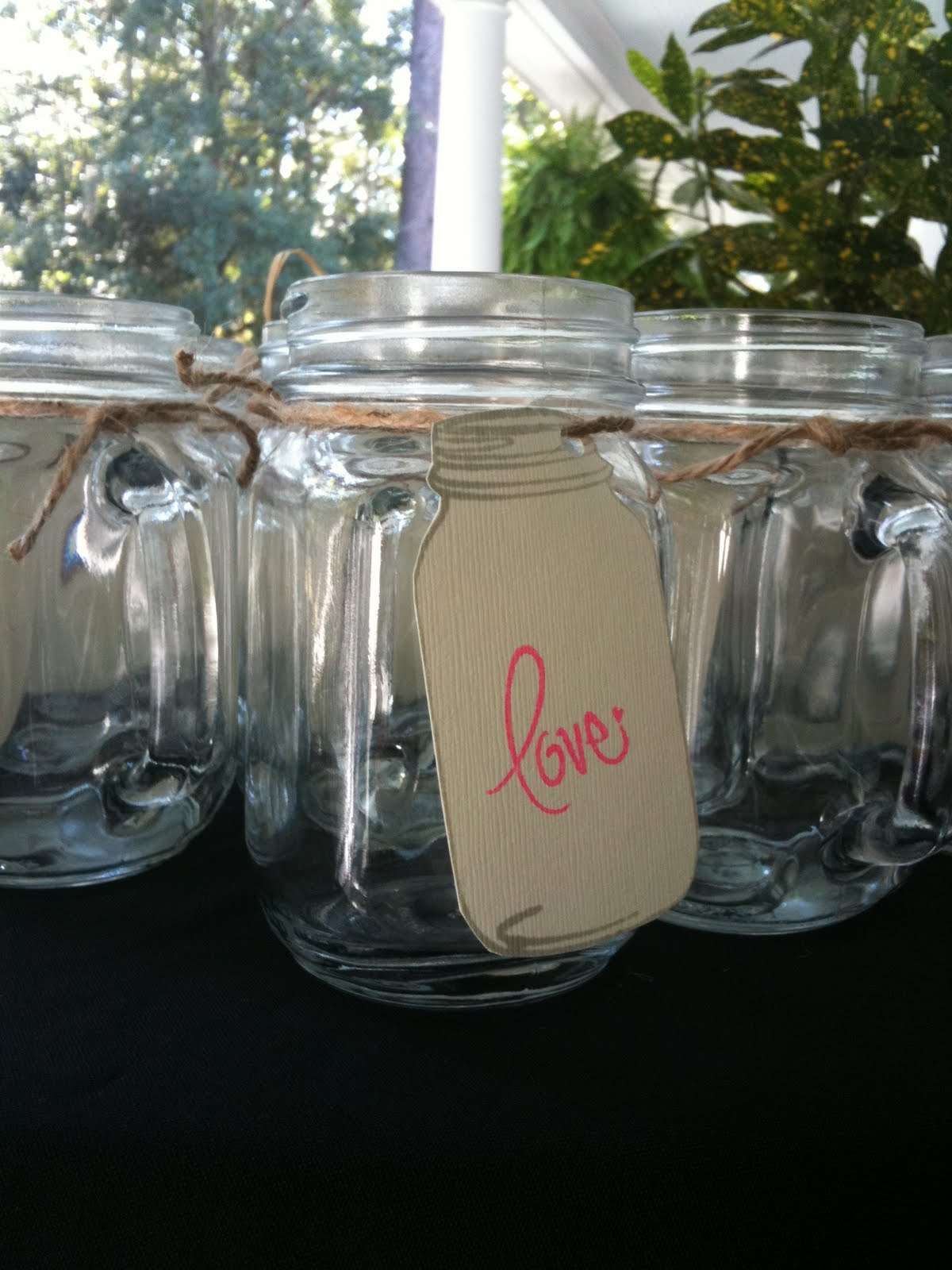 jars as wedding favors,