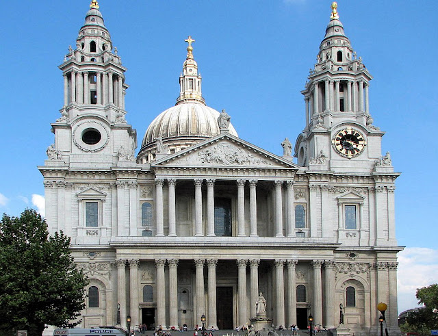 foto da fachada da Catedral de São Paulo em Londres