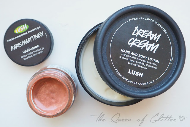 Lush karismaattinen-värivoide ja Dream Cream -vartalovoide.