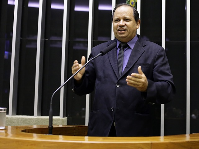 “Agora é pra valer”, diz Eli Borges ao confirmar candidatura a prefeito de Palmas