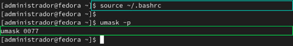 Verificando o umask default após alteração para um outro no mesmo terminal e desta vez a alteração feita aparece que é o umask 0077. Isto porque foi feito o reload do .bashrc neste terminal com o comando 'source ~/.bashrc'.