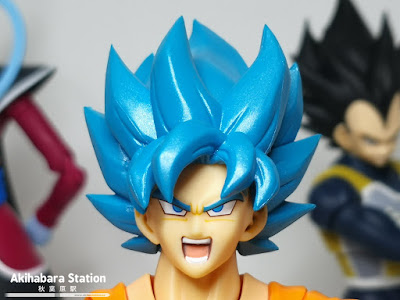 S.H.Figuarts Super Saiyan God Super Saiyan Son Goku de Dragon Ball Super: Broly - Tamashii Nations