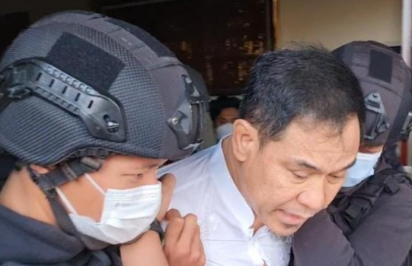 Hukuman Munarman Terdakwa Tindak Pidana Terorisme Diperberat Jadi 4 Tahun