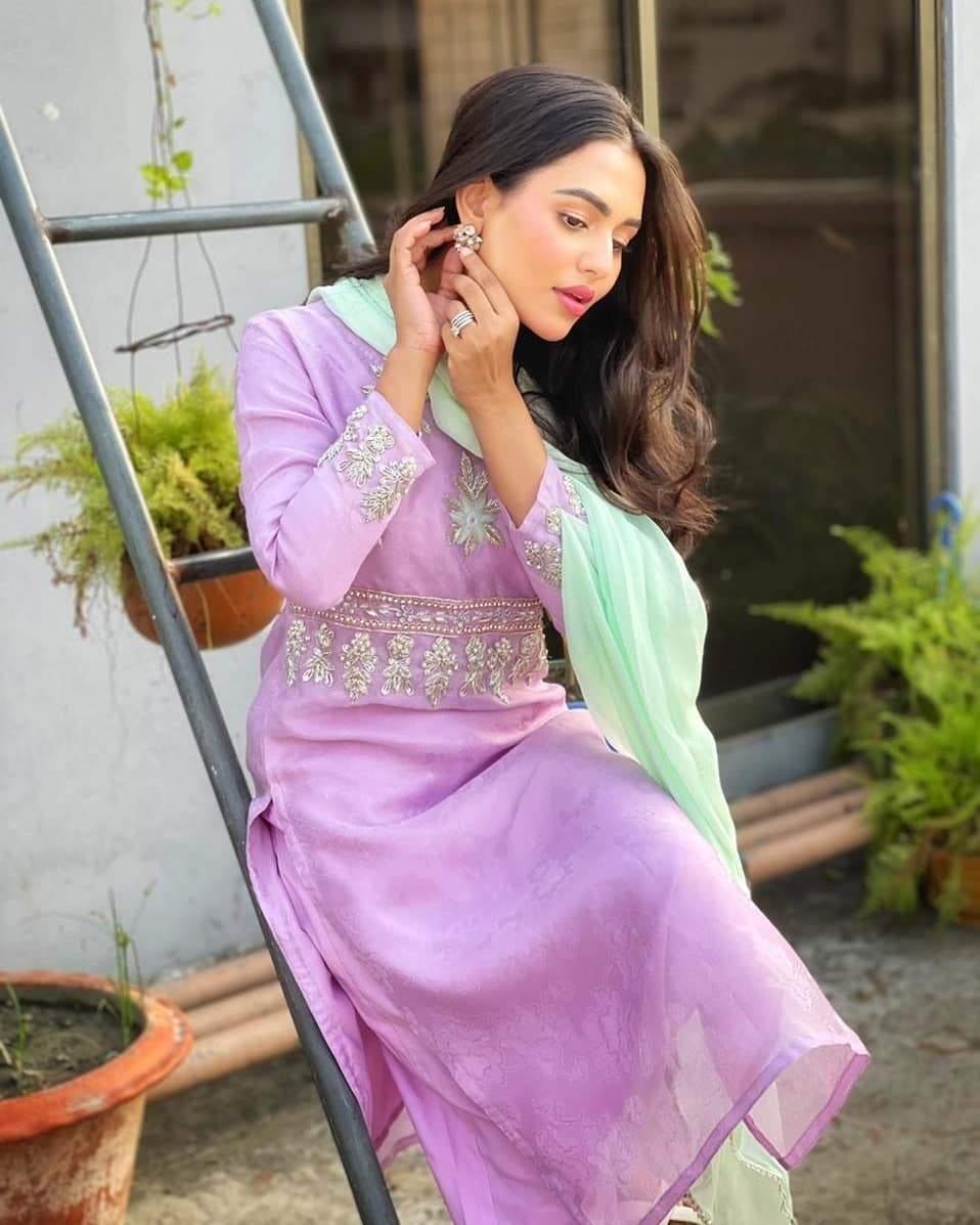 Nusraat-Faria-latest-stills-01-Bengalplanet.com