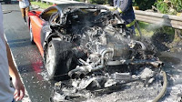 Ferrari F430 ardiendo