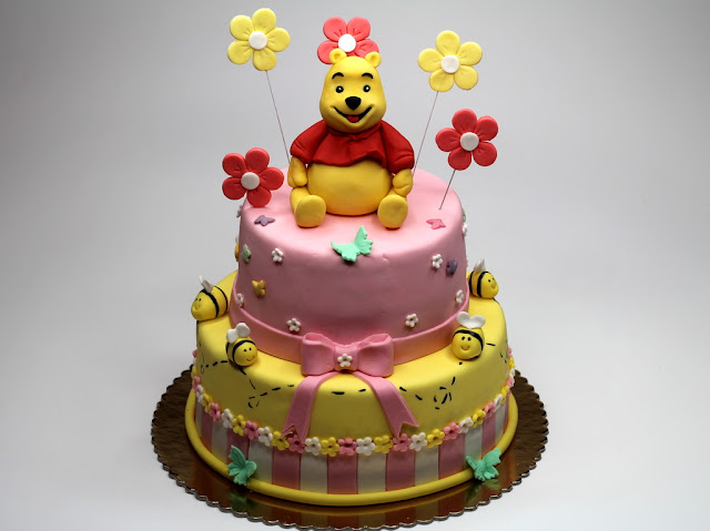 Winnie the Pooh Birthday Cake London