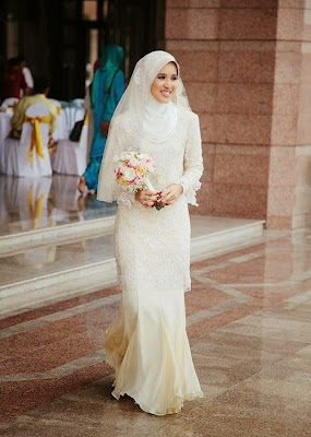 baju muslim pengantin modern, dress pengantin muslimah modern, contoh model baju pengantin muslimah modern, gambar gaun pengantin modern elegan, Foto gaun pengantin wanita muslimah