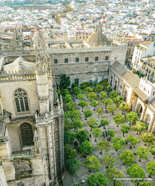 Patio de los Naranjos da Catedral de Sevilha