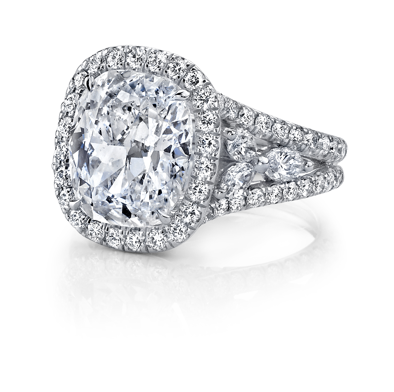 Oval Engagement Ring