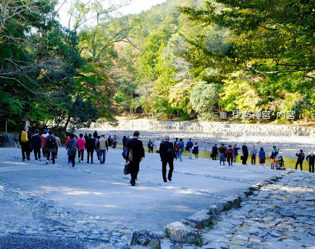 秋の伊勢神宮「内宮」