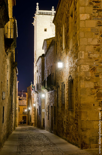 Noche Cáceres