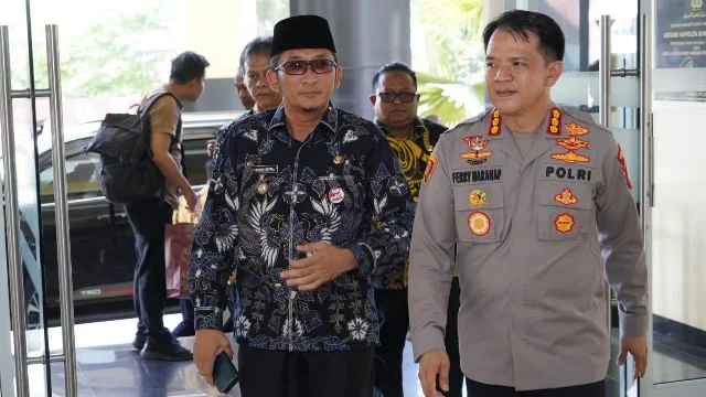 Perkuat Sinergi dan Kolaborasi, Wako Hendri Septa Kunjungi Kapolda Sumbar yang Baru