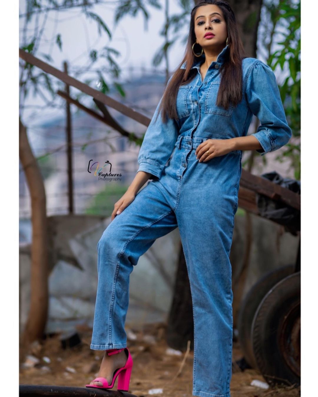 Actress Priyamani Latest Hot Photos & Stills